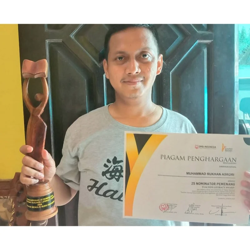 Kontributor PWMU.CO Lolos Seleksi Guru Motivator Literasi Nasional