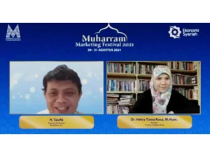 Helvy Tiana Rosa Beber 5 Strategi Pemasaran Buku kala Pandemi