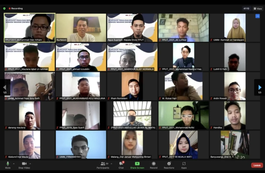 Dicari, Ulama yang Ceramah dan Tulisannya Sama-Sama Bagus