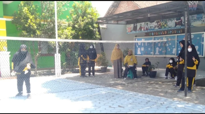 Supervisi Akademik untuk Evaluasi Profesionalisme Guru