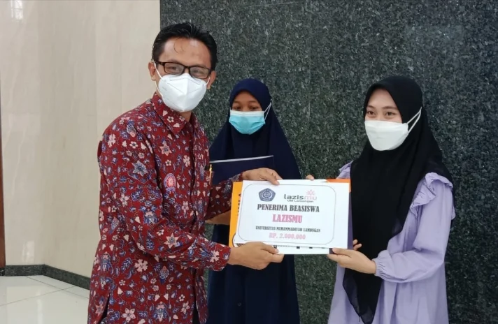 20 Mahasiswa Umla Terima Beasiswa Lazismu