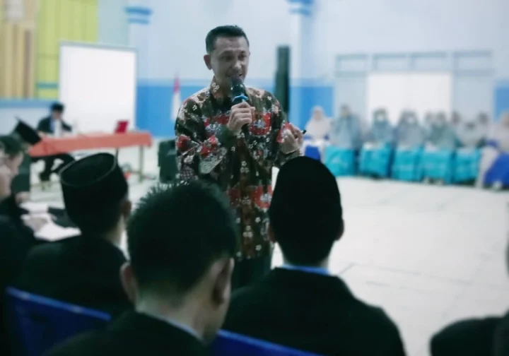 110 Santri Karangasem Disebar untuk Berdakwah