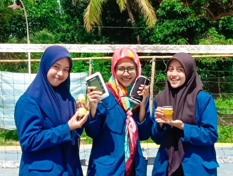 KKN di Bawean, Mahasiswa UMG Bikin Obat Tradisional Hipertensi