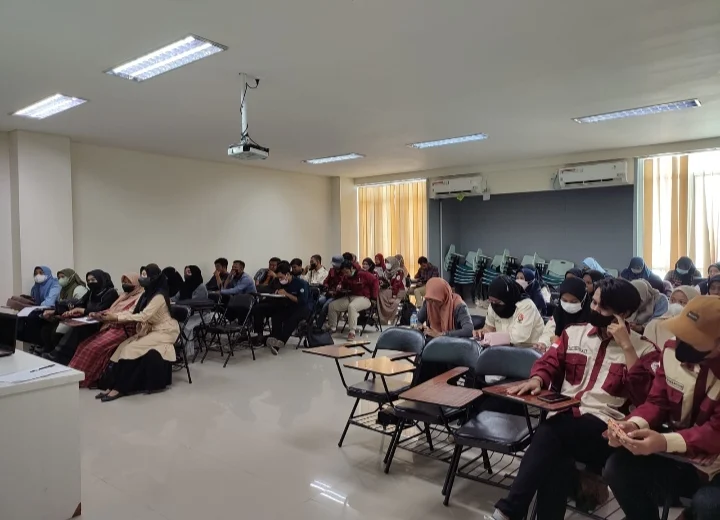 Koorkom IMM UMSurabaya Gelar Job Training Administration