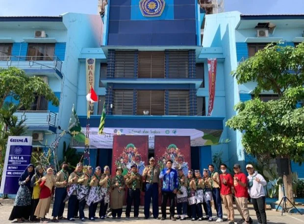 Mamuga Godog Juara Parade Semaphore JTS