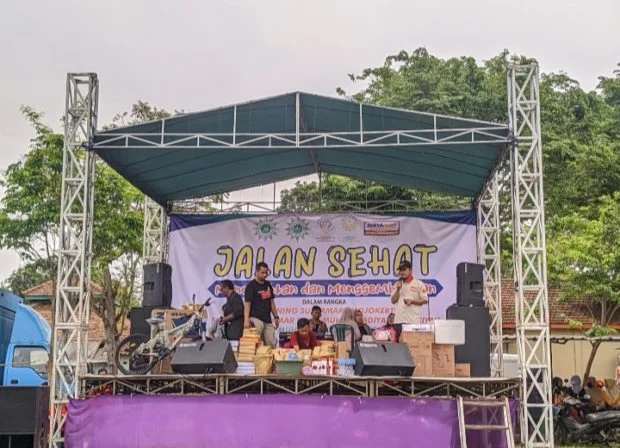 Opening Surya Mart, PDM Kabupaten Mojokerto Gelar Jalan Sehat