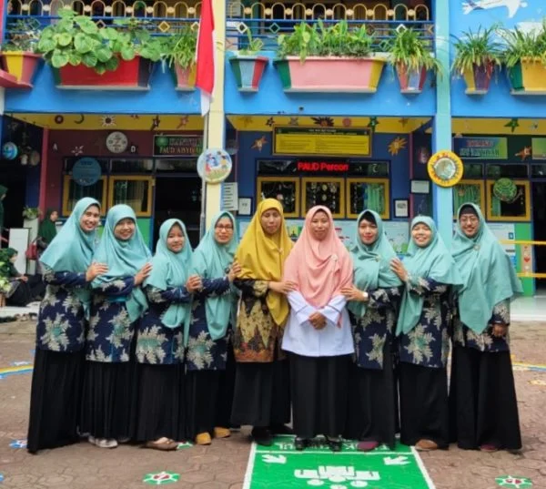 Guru Aisyiyah 45 Bambe Studi Banding ke PAUD Aisyiyah Takerharjo