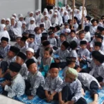 Bagi Raport dan Hadiah di TKA TPA 014 Sendangagung