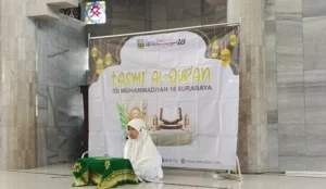 Dua Siswi SDM 18 Surabaya Tasmik Al-Quran Juz 30