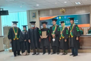 Tangis Kader Muhammadiyah Pondok Cabe Ilir Raih Gelar Doktor di UNJ