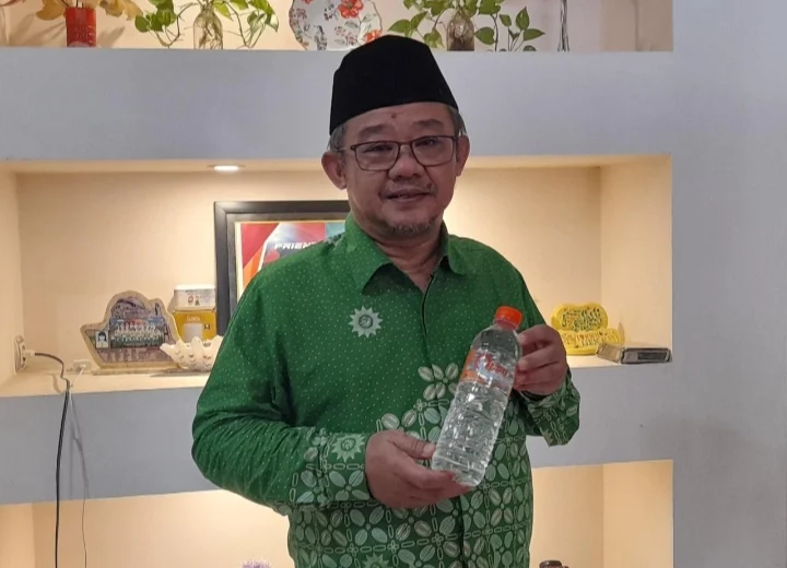 Abdul Mu’ti Puji Bisnis Air Minum Quan PCPM Solokuro