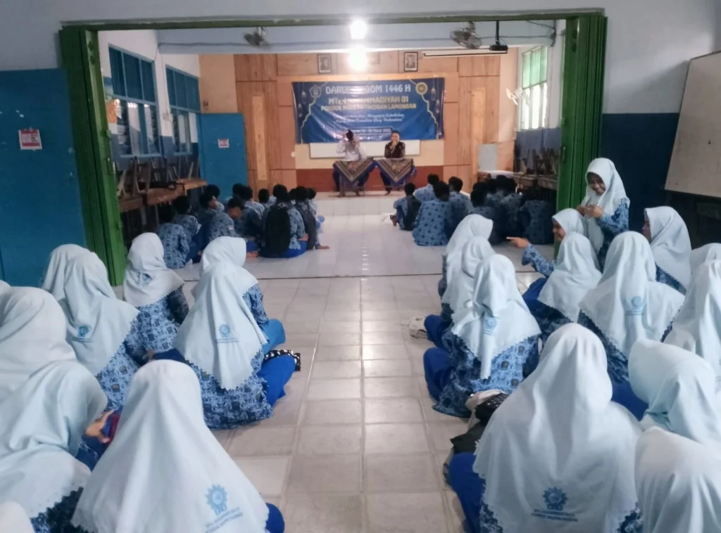 Tanamkan Nilai Keislaman, MadtsaMutu Pondok Modern Paciran Gelar Darul Arqam 1446 H