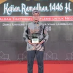 Buku ‘Konsep Dasar Ekonomi Islam: Teori, Nilai, dan Implementasi’ Karya Alfain Jr Resmi Diluncurkan dalam Kajian PWM Jatim 1446 H