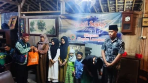 Dakwah Bilhal Ramadan: BikersMu Chapter Lumajang Bersama Lazismu Lumajang Berbagi Berkah di Gucialit