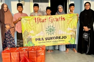 Berbagi Berkah Ramadan: PRA Sukorejo Salurkan 400 Paket Iftar ke Masjid dan Panti Asuhan
