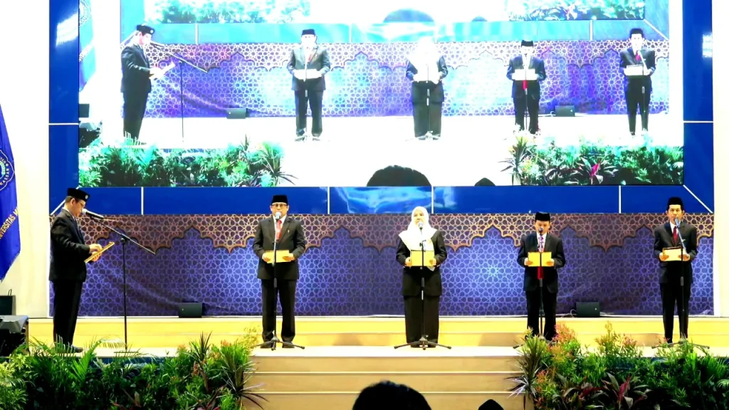 Pelantikan Warek Baru Unismuh Makassar, Rektor Tekankan Tugas Khalifah