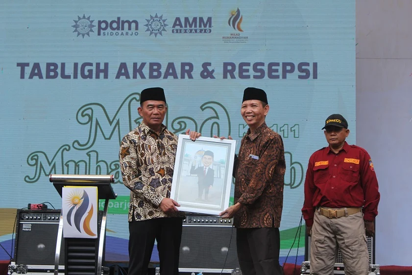 Muhammadiyah bagai Dua Sisi Mata Uang, Tabligh Akbar Menko Muhadjir di Sidoarjo