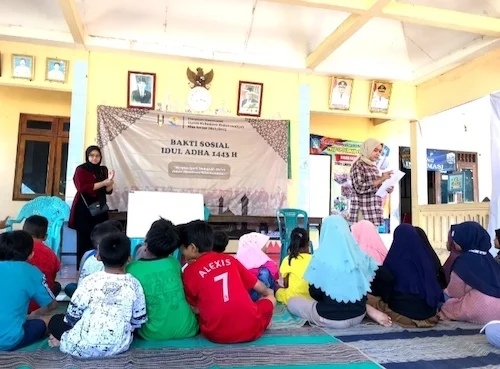 IMM Blue Savant Baksos di Desa Siser