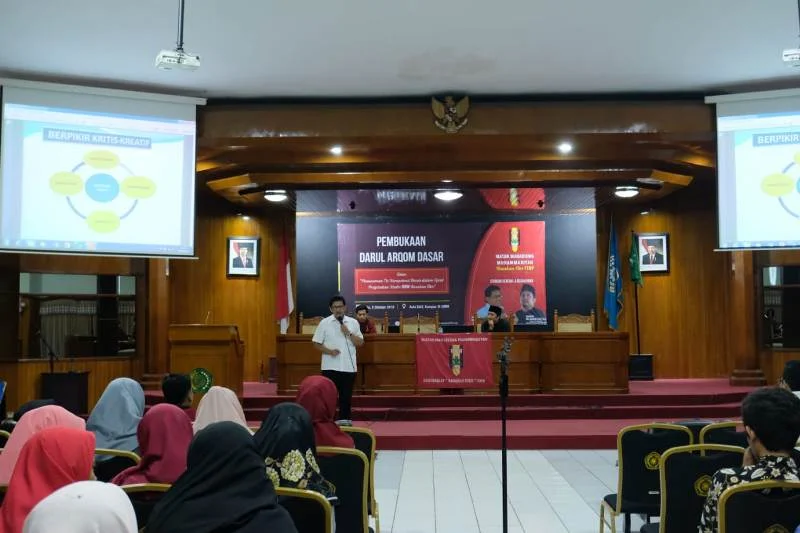 Darul Arqam IMM Dibuka dengan Studium Generale dan Bedah Buku