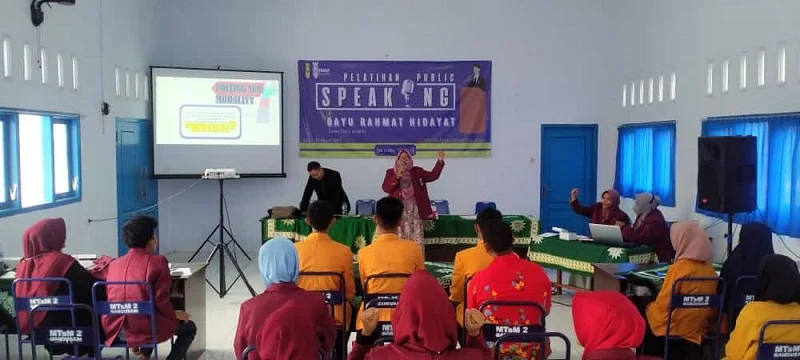 IMM Trenggalek Gelar Pelatihan Public Speaking