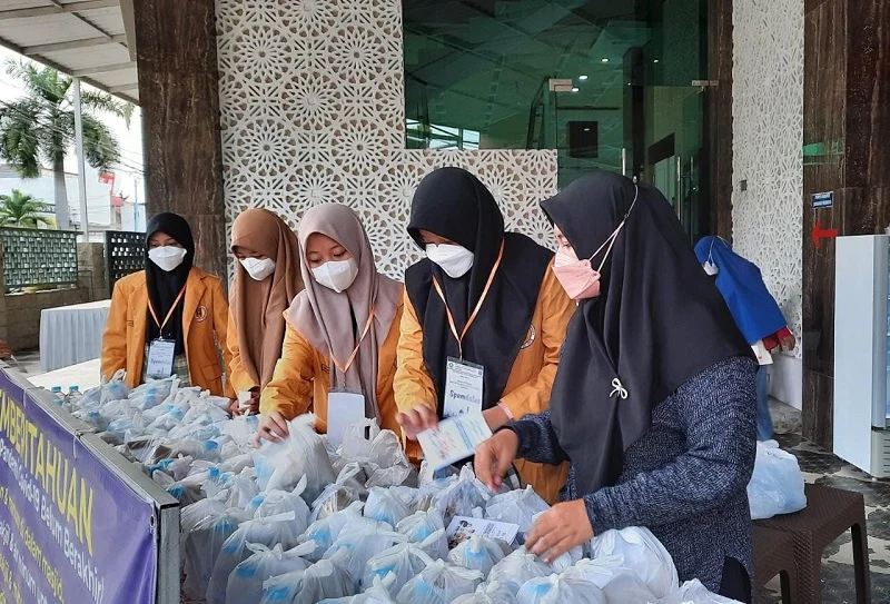 IPM Spemdalas Lakukan Kolaborasi saat Berbagi Takjil