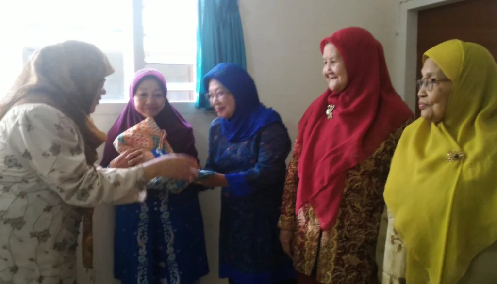 Ibu-Ibu Aisyiyah yang Tetap Energik Berdakwah di Usia 70-80 Tahun: Ada yang Terpasang 3 Ring di Jantungnya