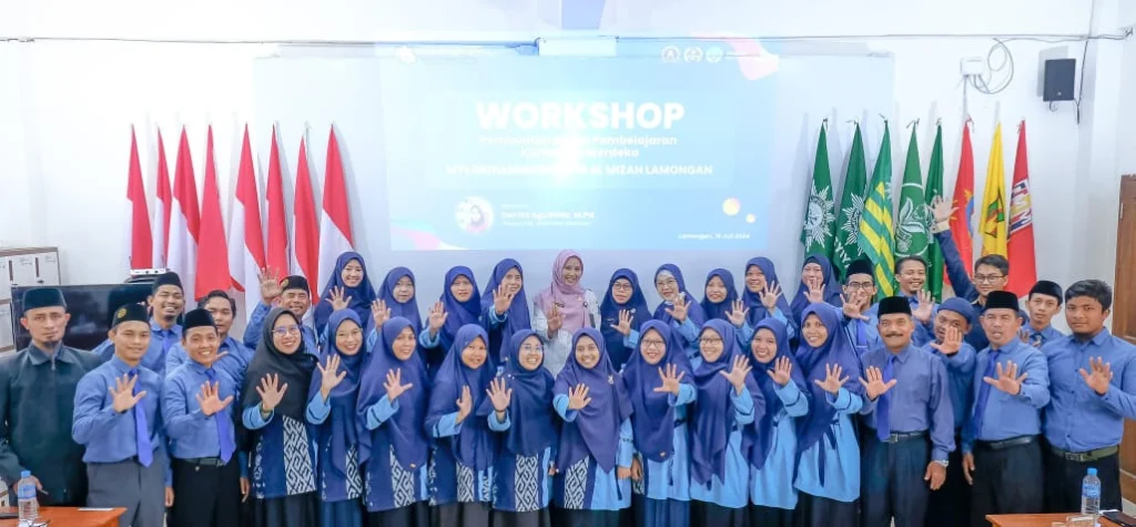 Mts Muhammadiyah 15 Lamongan Selenggarakan Workshop Kumer
