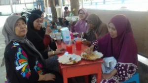 Serunya Silaturrahim Syawal Aisyiyah di Angkringan Matahari