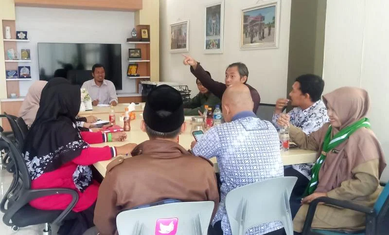 Training Ideopolitor, Semua Kasek Jadi OC