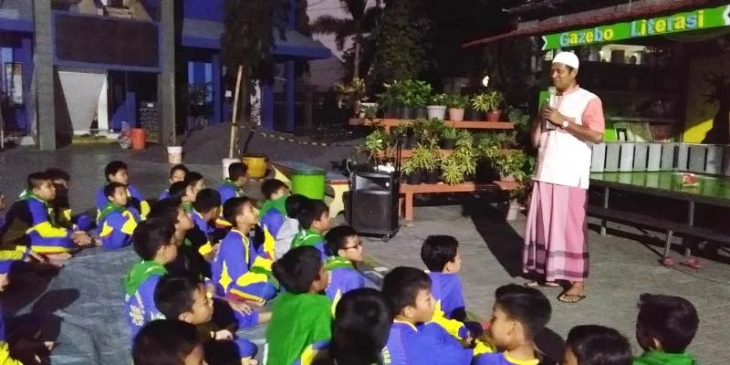 Kisah Uwais Al Qarni Menginspirasi Anak-Anak Berbakti kepada Orangtua