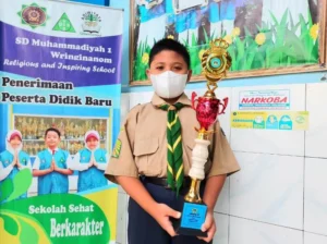 Siswa SD Muwri Sabet Juara Menulis Pantun