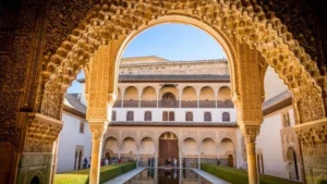 Abdurrahman Ad-Dakhil, Pelarian Politik Pendiri Dinasti Andalusia
