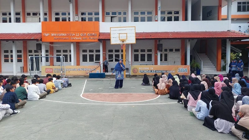 Kepala Spemdalas Bagi THR di Acara Istihlal