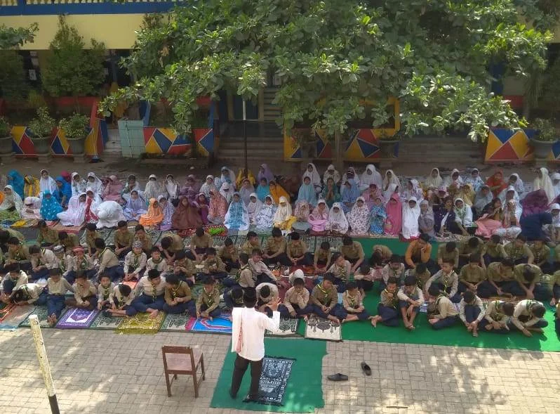 Shalat Istisqa Akhirnya Diikuti Semua Murid Se-Perguruan
