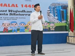 Ketua Majelis Dikdasmen Puji Halalbihalal SD Muhlas