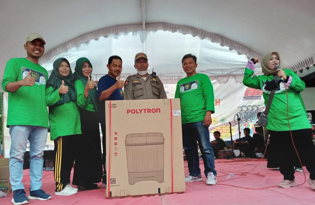 Rezeki Mesin Cuci Satpol PP di Jalan Sehat Muhammadiyah Tulungagung