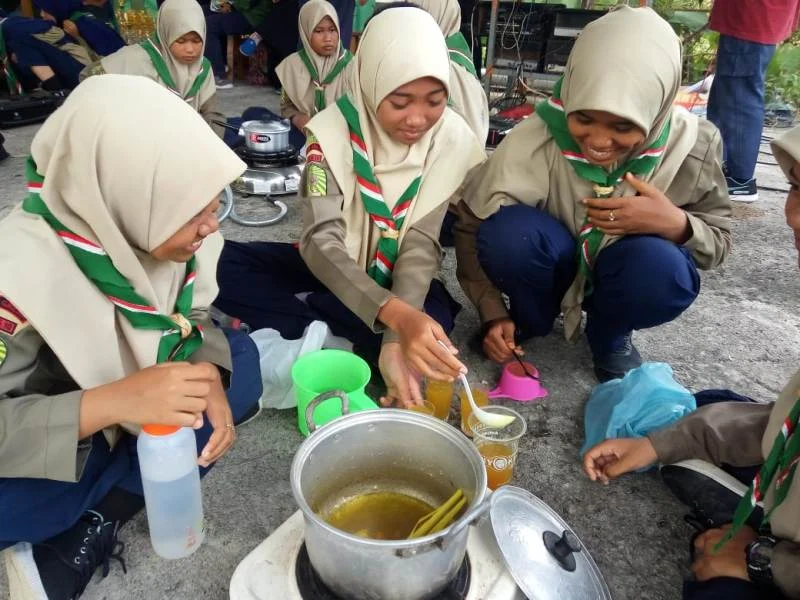 Anak-Anak Milenial Ini ternyata Bisa Juga Mengolah Jamu, Ini Produknya