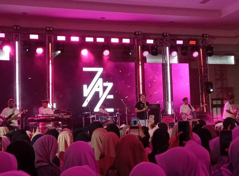 Pentas Seni Acalapati Smamita Tampilkan Jaz Hayat dari Brunei