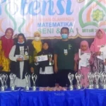 Siswa MIM 2 Cakru Jember Juara English Speech