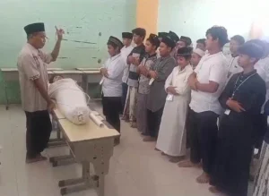 Merawat Jenazah, Horor Pengalaman Pertama