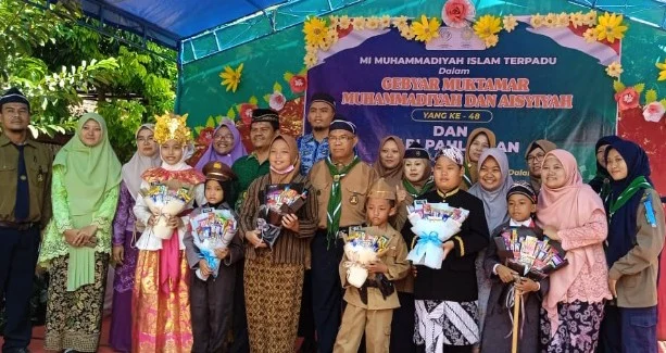 Ada Jenderal Soedirman di Upacara Hari Pahlawan MIM Asembagus