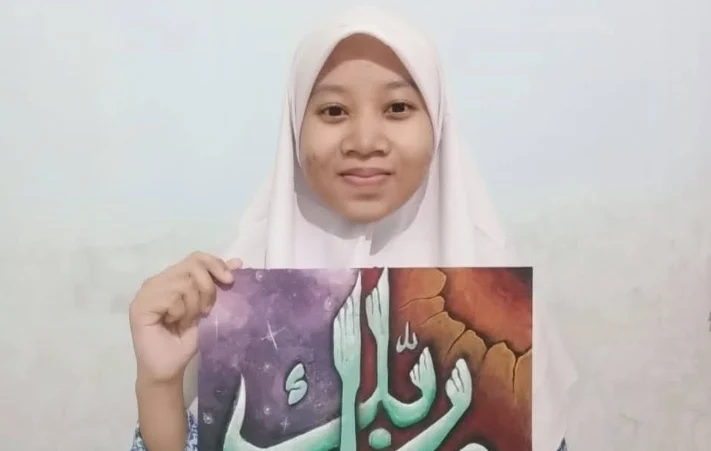 Siswi SMPM Jipat Juara Kaligrafi di Islamic Competition