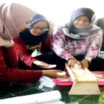 UKM Keripik Tempe Itu Senang Dibuatkan Alat Pemotong yang Praktis