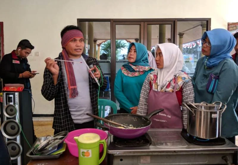 Mahasiswa UMM Ajari Warga Desa Bikin Produk Unggulan