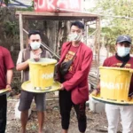 Mahasiswa UMSurabaya Bantu Peternak Bebek Alat Semiotomatis