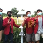 KKN UMSurabaya Ciptakan Alat Pengusir Hama