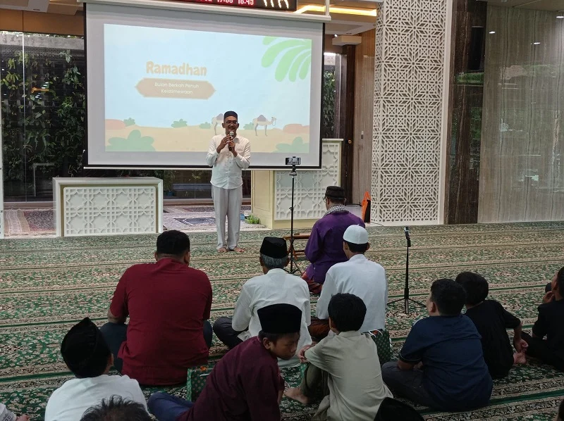 Ada Kisah Julaibib Sahabat Rasulullah di Kado Ramadhan Lazismu GKB Gresik