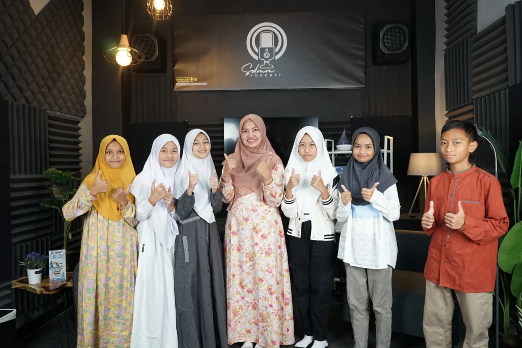 Dua Karya Siswa SDMM Masuk Semifinal KJSA 2024, Panic Button Bisa Melaporkan Bullying