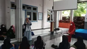 Siswi Spemdalas Siap Menghadapi Pubertas