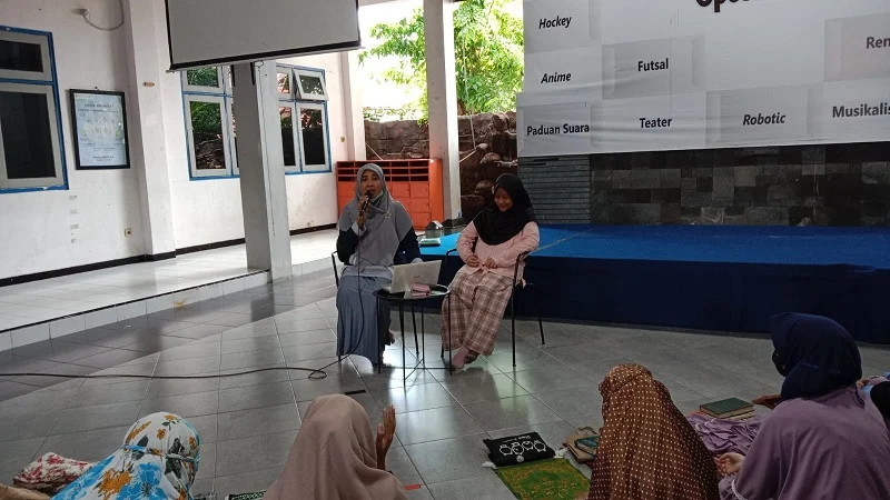 Kalimah Spemdalas Bahas Keutamaan Lurusnya Shaf dalam Shalat